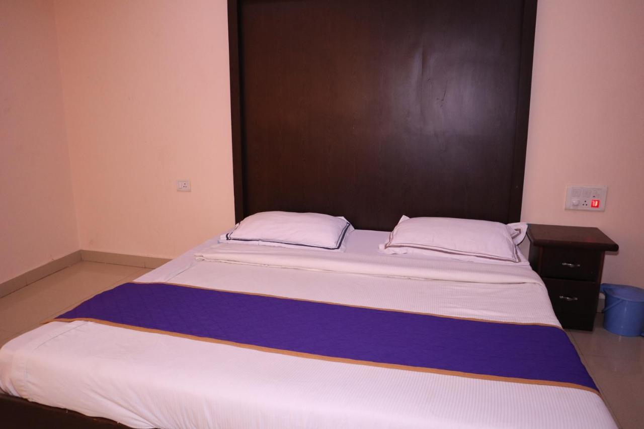 Smilestay Bns Lodge 벵갈루루 외부 사진